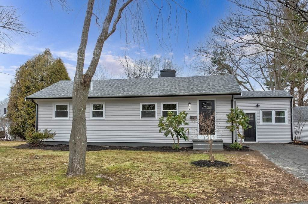 12 Wayside Dr - Photo 1