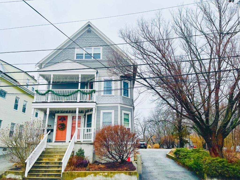 31 Irving St - Photo 1