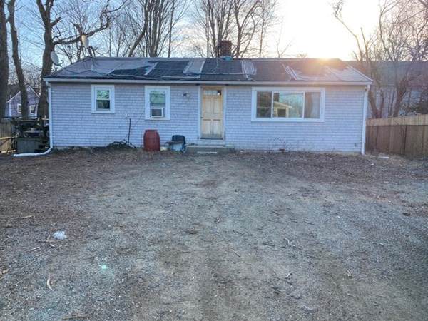 11 South Street Court - Photo 1