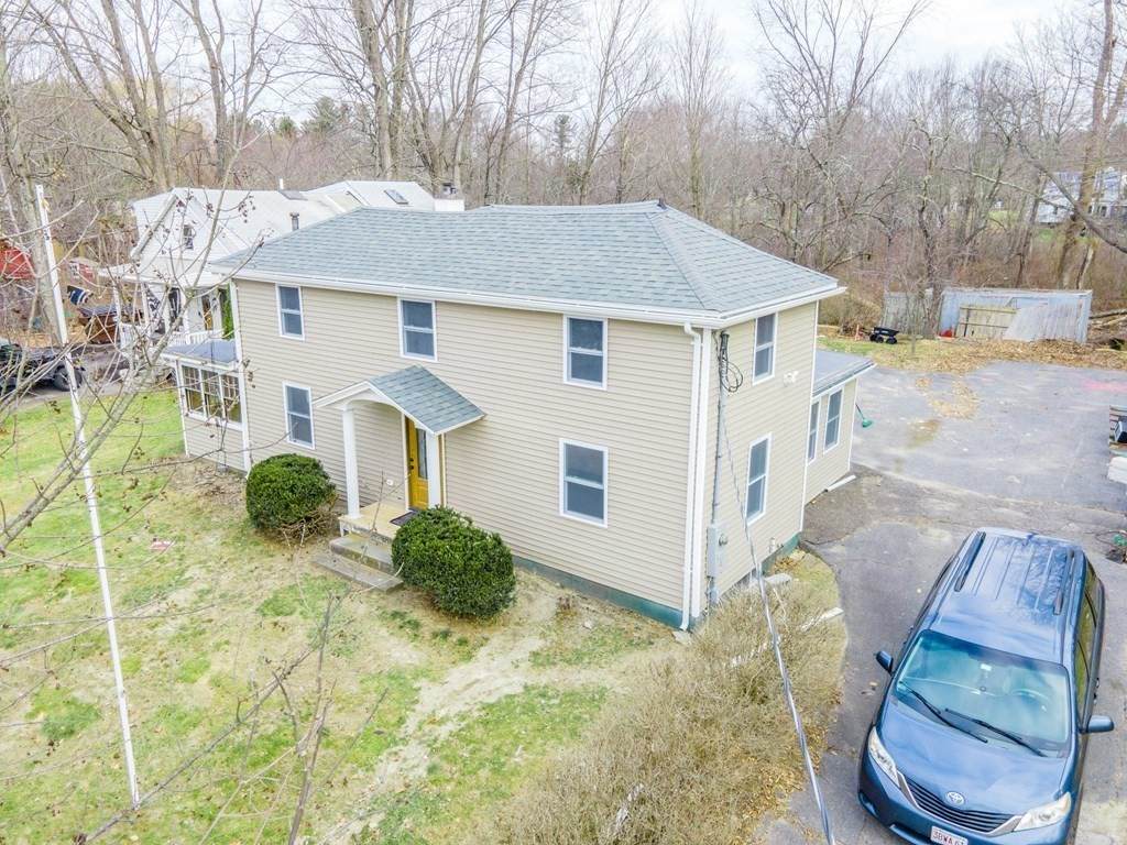 1257 Main St - Photo 1