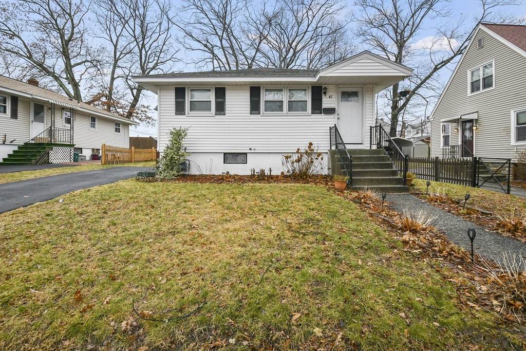 42 Carlisle Street - Photo 1