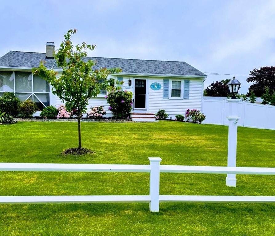 10 Yale Cir - Photo 1