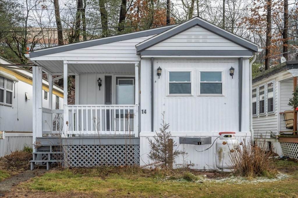 14 Mustang Drive - Photo 1