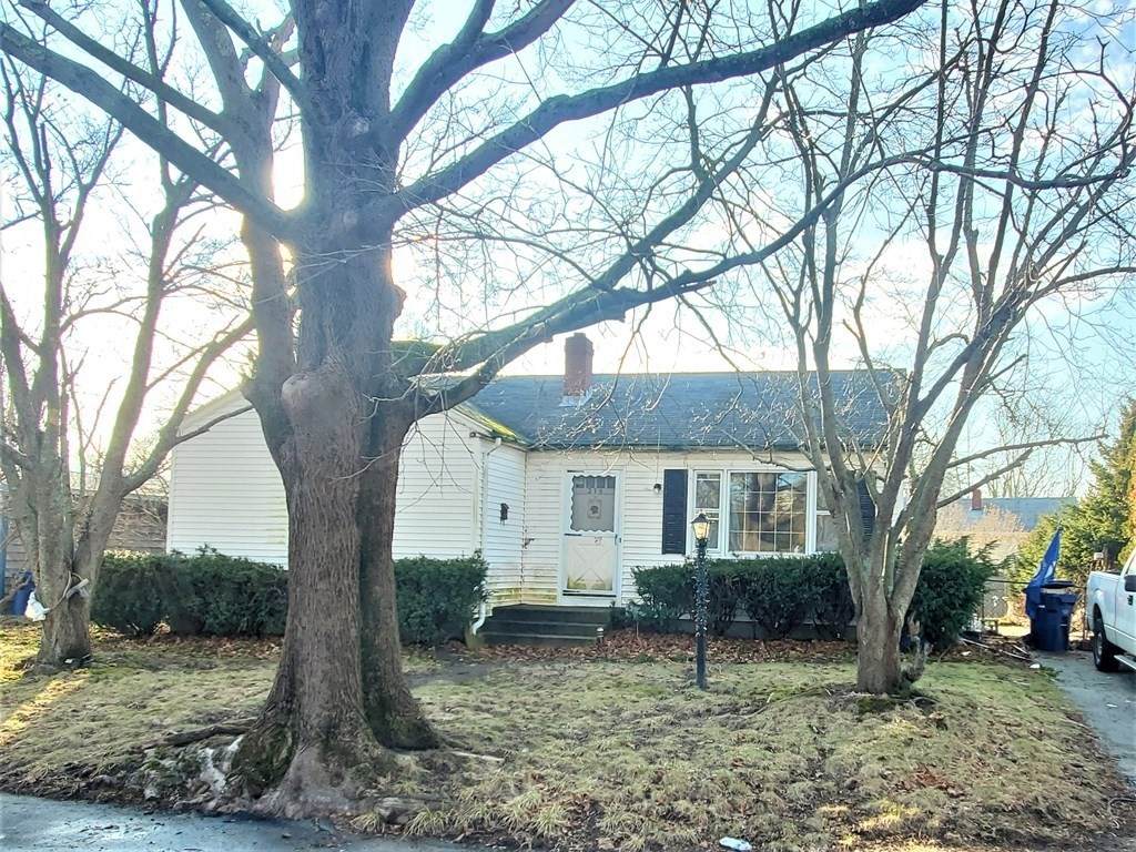 279 Caroline St - Photo 1