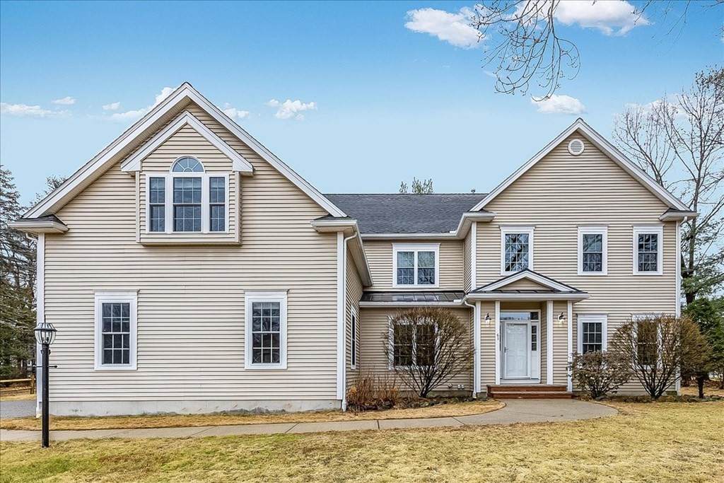 61 Bedford St - Photo 1