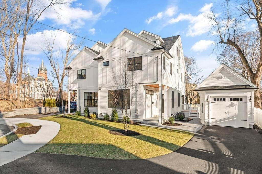 21 Conant Rd - Photo 1