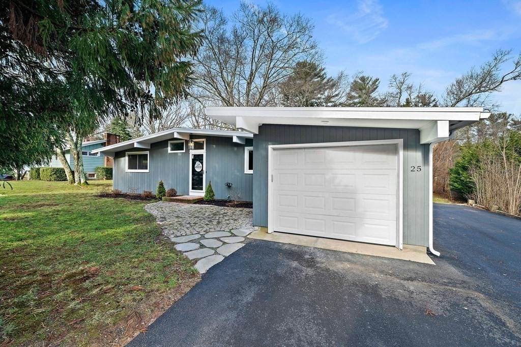 25 Brook St - Photo 1
