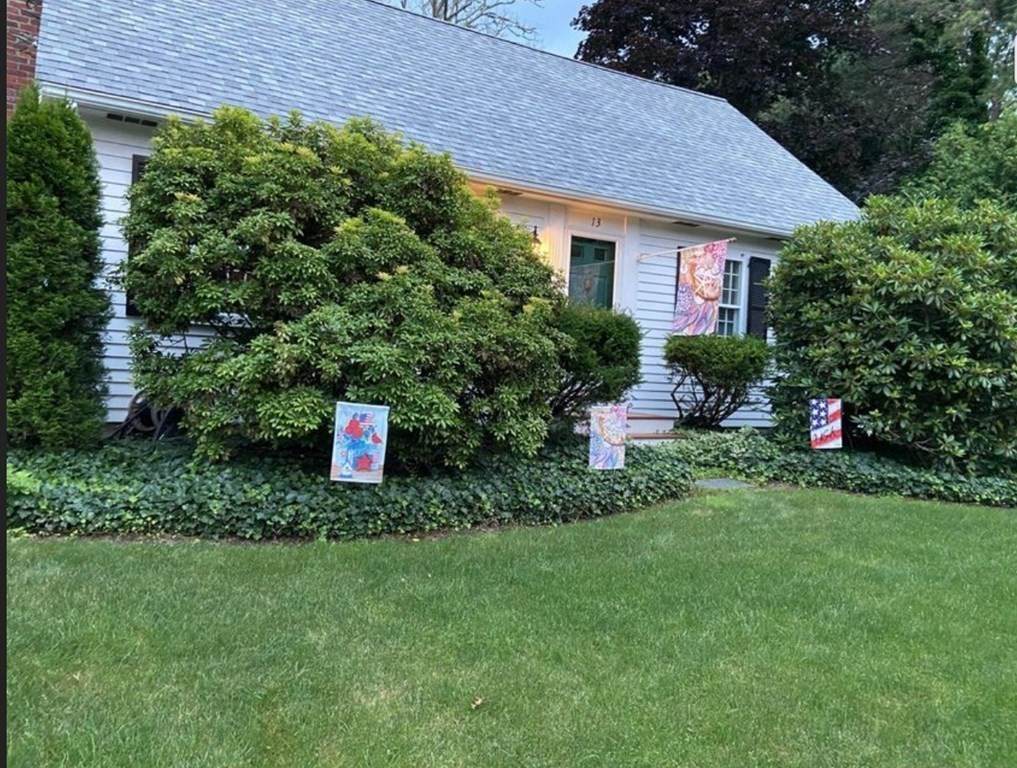 13 Sheffield Rd - Photo 1