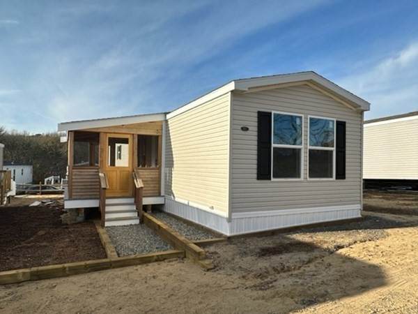 210 West Rd - Photo 1