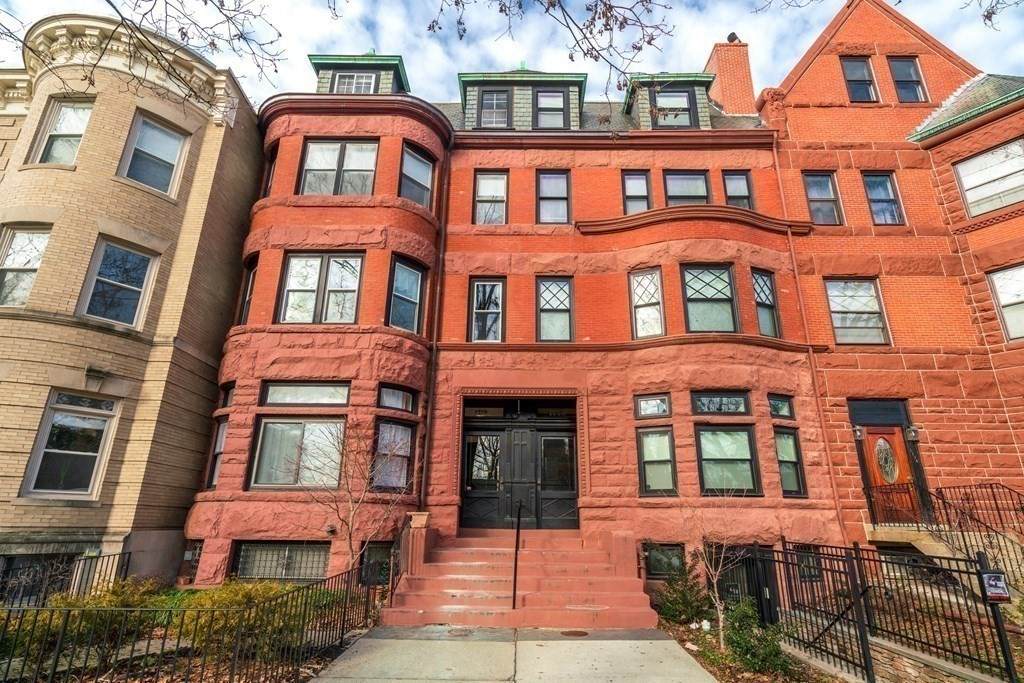 1778 Beacon St - Photo 1