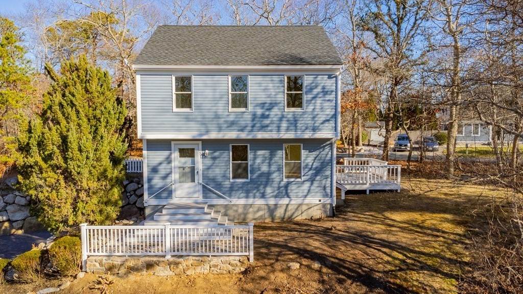 5 Caravel Drive - Photo 1