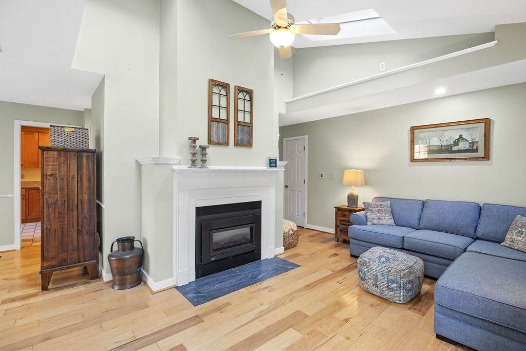 8 Walnut Ct - Photo 1