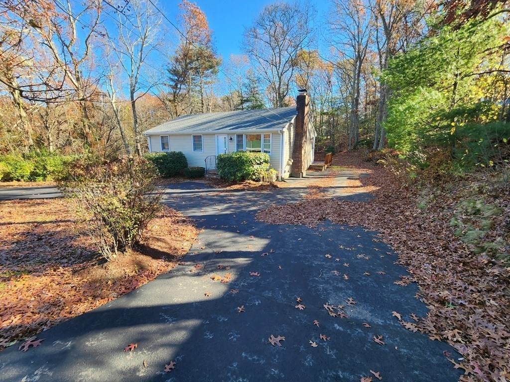 210 Samoset Street - Photo 1