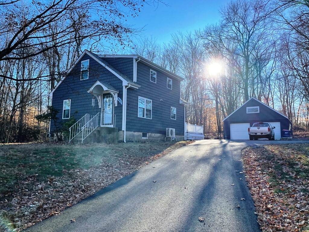 993 Pine Street - Photo 1