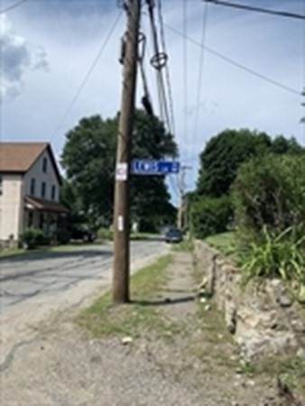 19 Lewis Ln - Photo 1