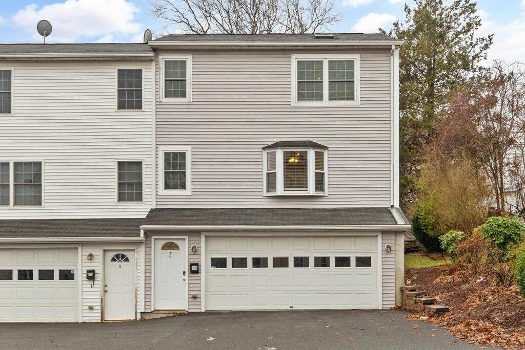 7 Princeton St - Photo 1