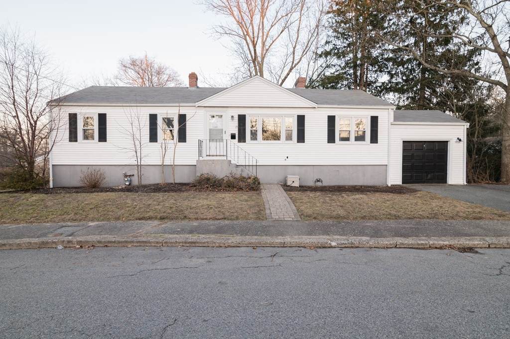 15 Ingrid Rd - Photo 1