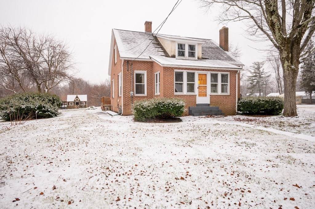 239 South St - Photo 1