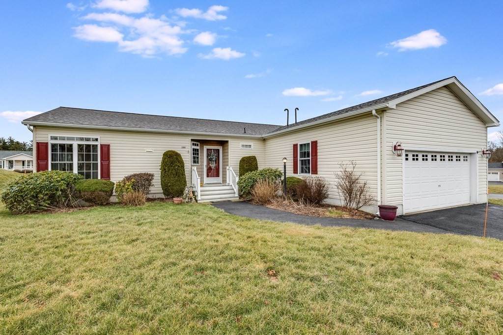 2202 Green - Photo 1