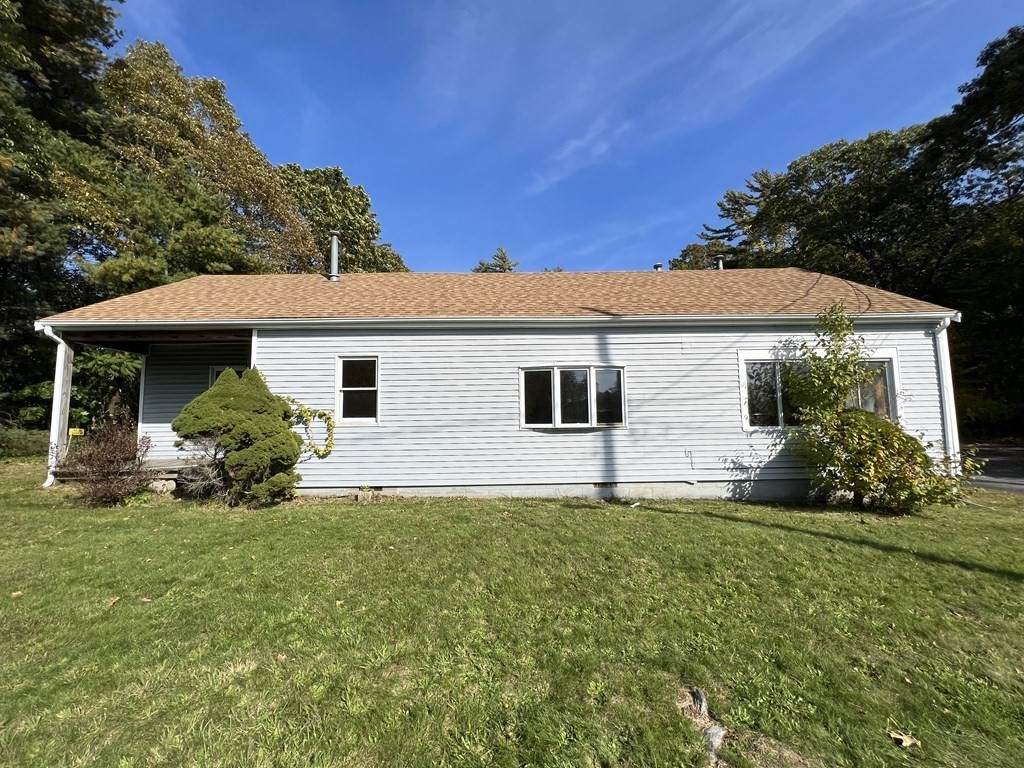 212 Middleboro Rd - Photo 1