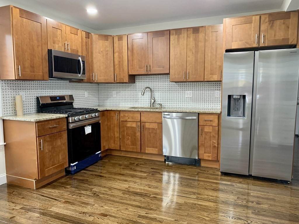 15 Sylvia St - Photo 1