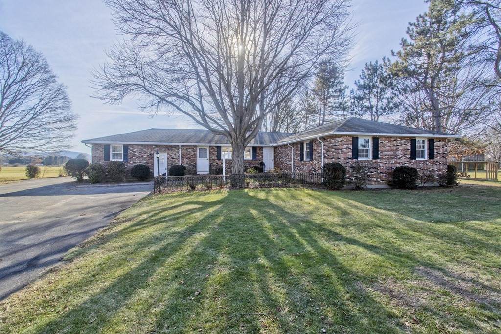 7 Hadley Place - Photo 1