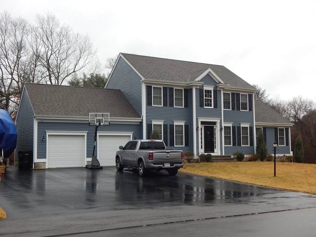 1 Magnolia Way - Photo 1