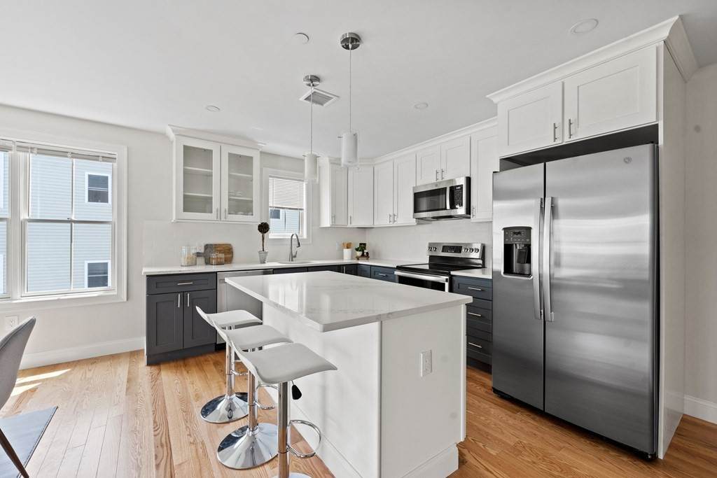 177 West 8th - Photo 1