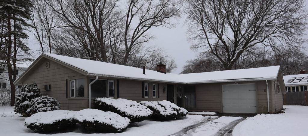 8 Curwen Road - Photo 1