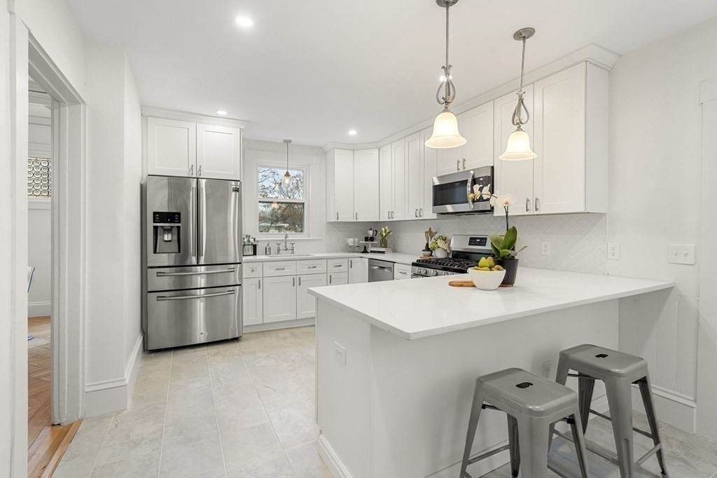25 Windsor St - Photo 1