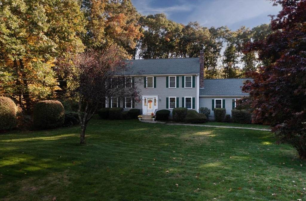 22 Hilltop Dr - Photo 1