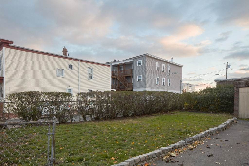 161 Congress Ave - Photo 1