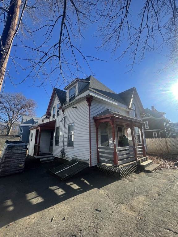 7 Lexington St - Photo 1