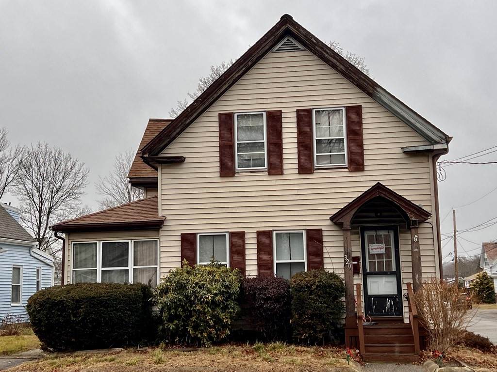 320 Court St - Photo 1