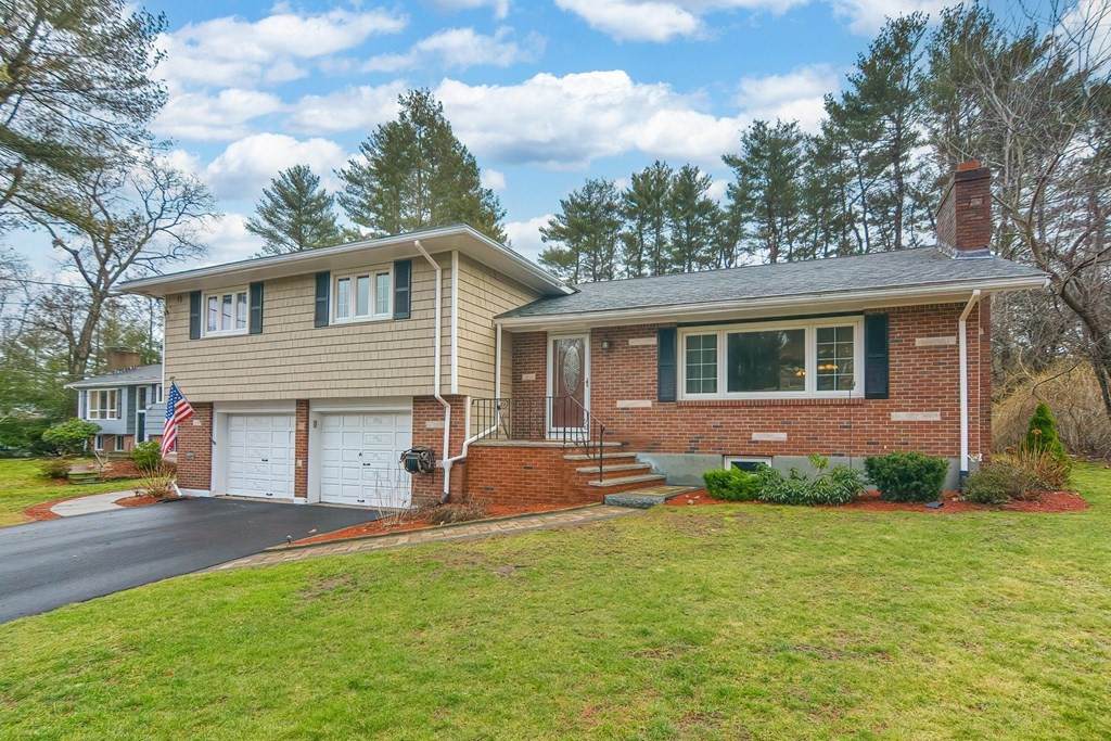 18 Morton Cir - Photo 1