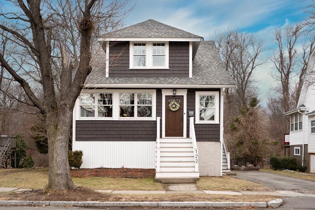 122 Sherman St - Photo 1