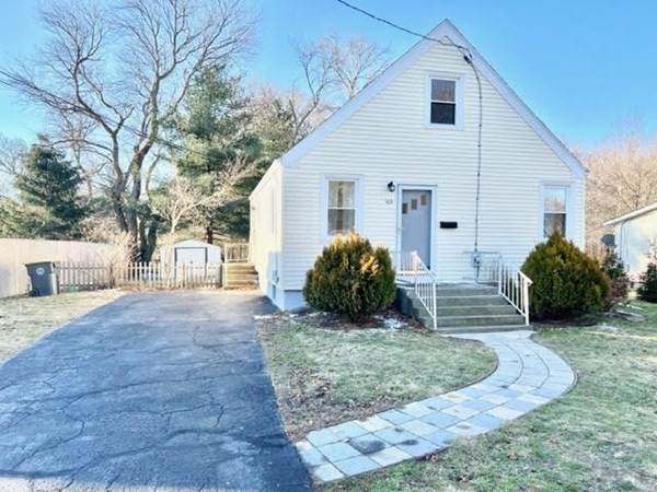 103 Lilac Ave - Photo 1