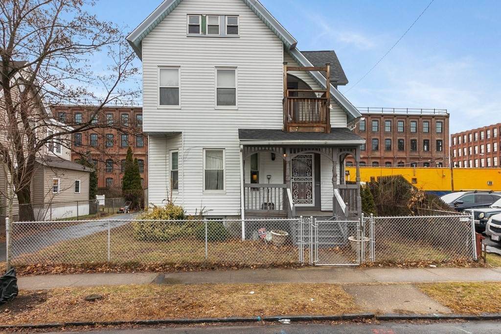14 Wilbraham Ave - Photo 1