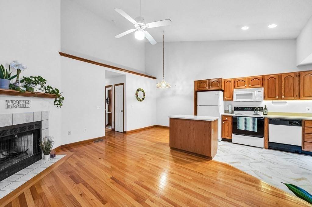 180 Brookfield Ln - Photo 1