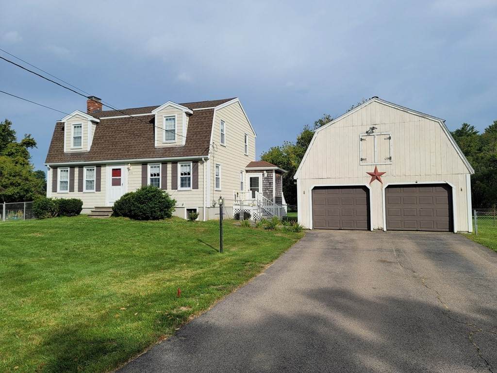 230 Pond St - Photo 1