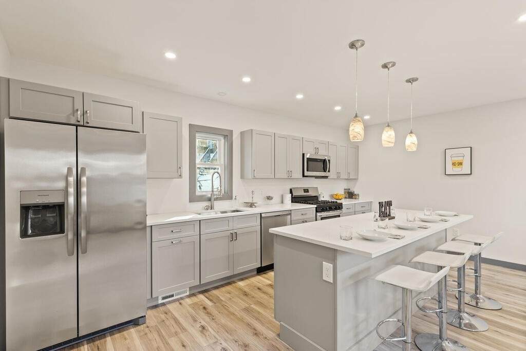 109 Bartlett St - Photo 1