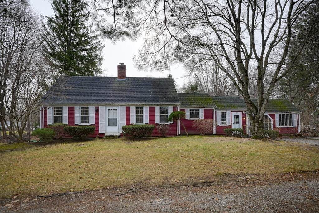 387 Commonwealth Rd - Photo 1
