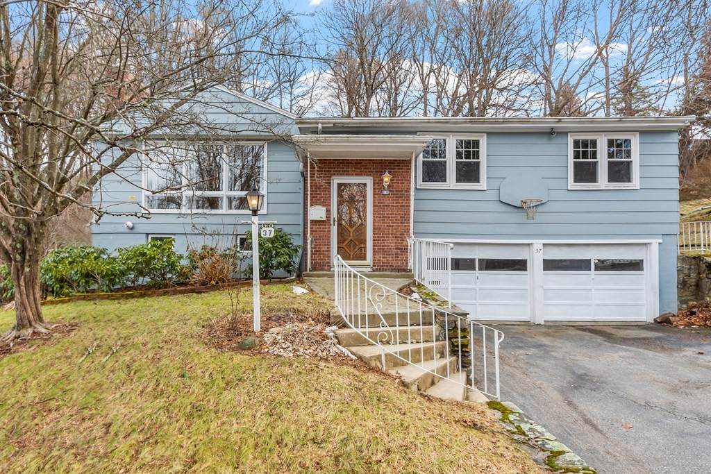 37 Sun Valley Dr - Photo 1