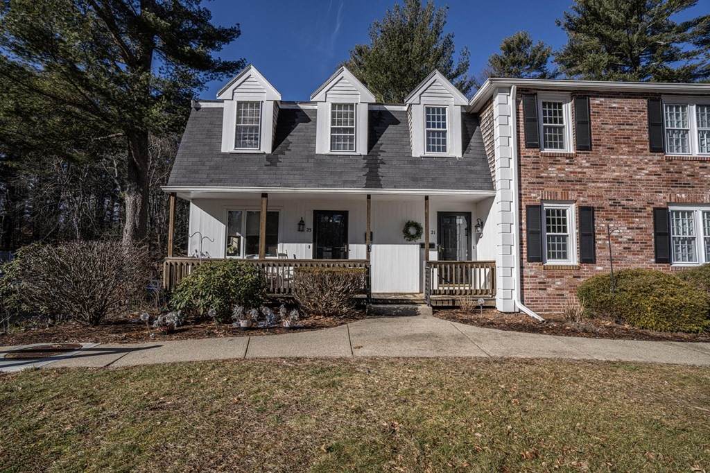 21 Old Meetinghouse Green - Photo 1