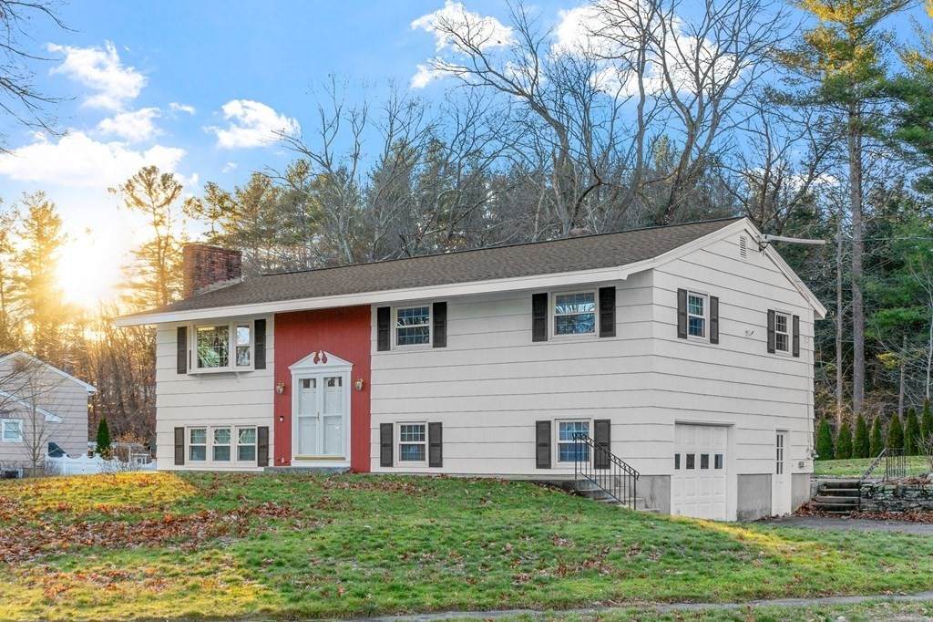 82 Patricia Ln - Photo 1