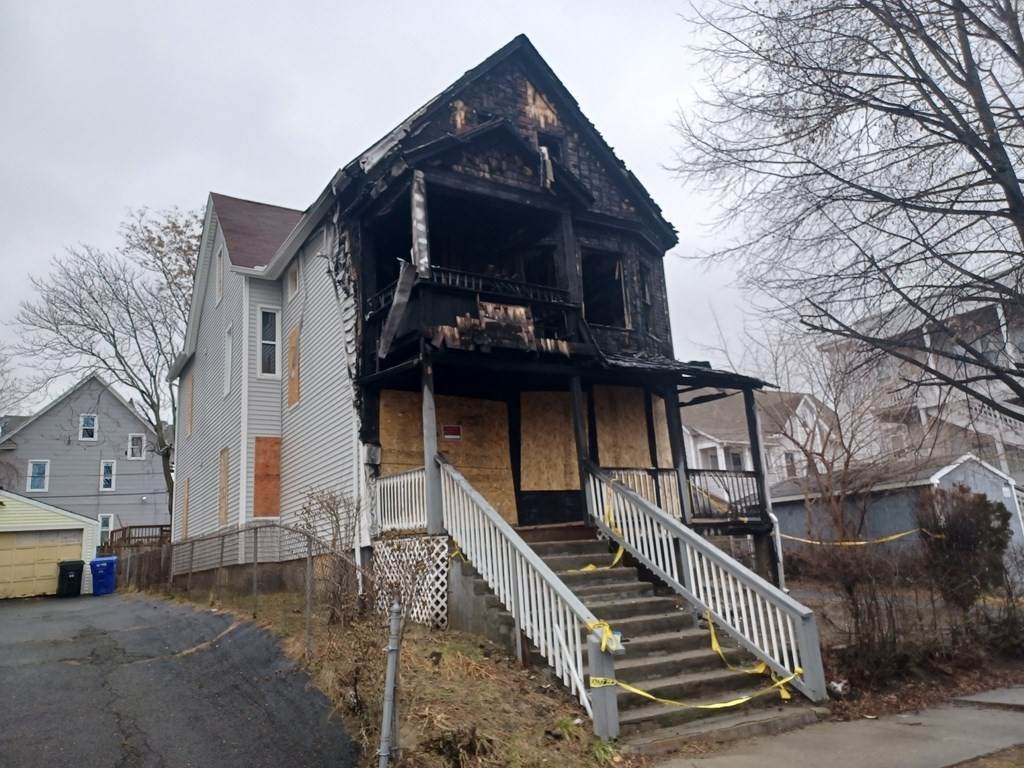 14-16 Webster St - Photo 1