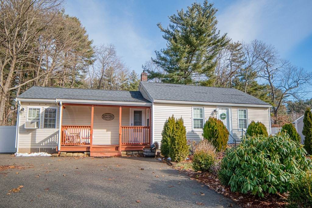 42 Pond St - Photo 1