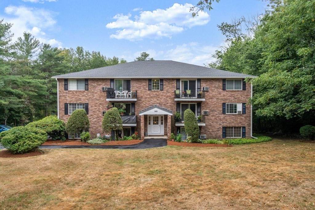 969 Main St - Photo 1