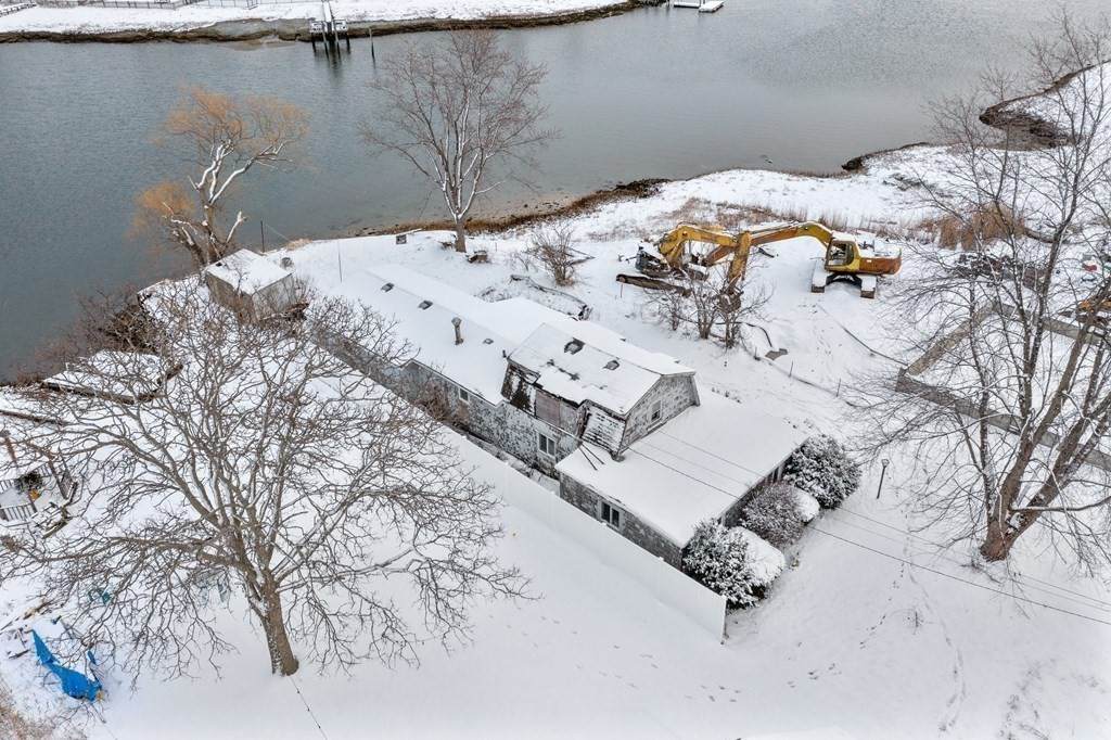 8 Tibbetts Ave - Photo 1