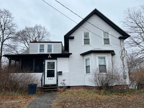 142 Apsley - Photo 1